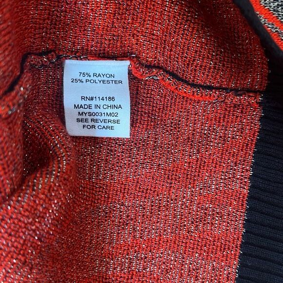 Willow Drive Animal Print One Cold Shoulder Pullover Sweater Red Gray Size XL - Picture 7 of 9